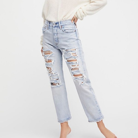 Levi's Denim - Levi's Wedgie Fit Shredded Straight Jeans NEW